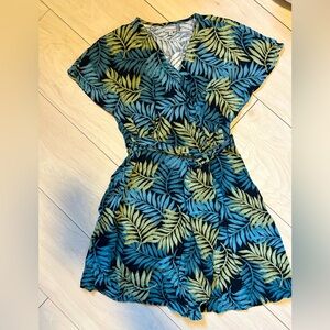 ads Green Leaf Patterned Wrap Dress